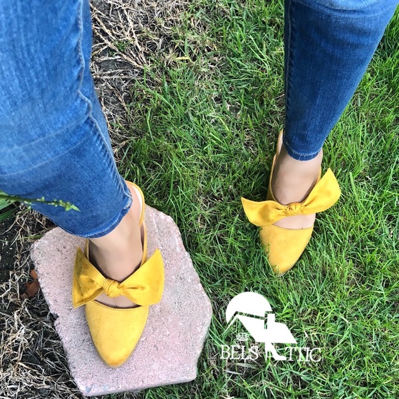 Mustard Stacked Leather Block Heel Bow Mule - Picture 8 of 9